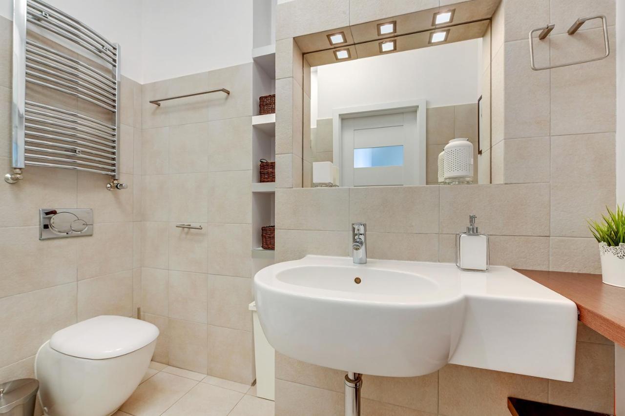 Comfort Apartments Old Town Chlebnicka Гданск Екстериор снимка